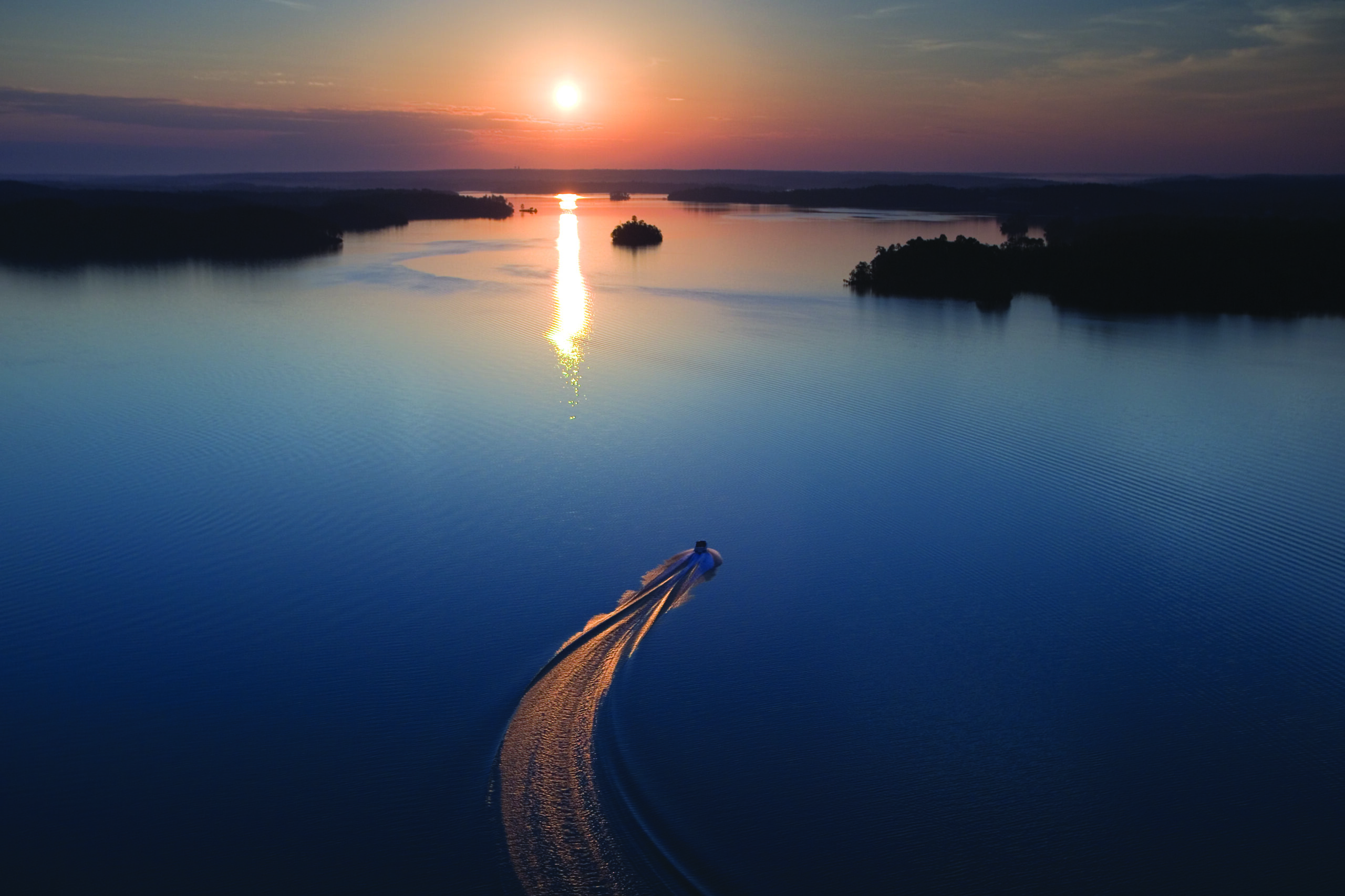 The Lake Getaways Across the South Everyone Else Is Missing