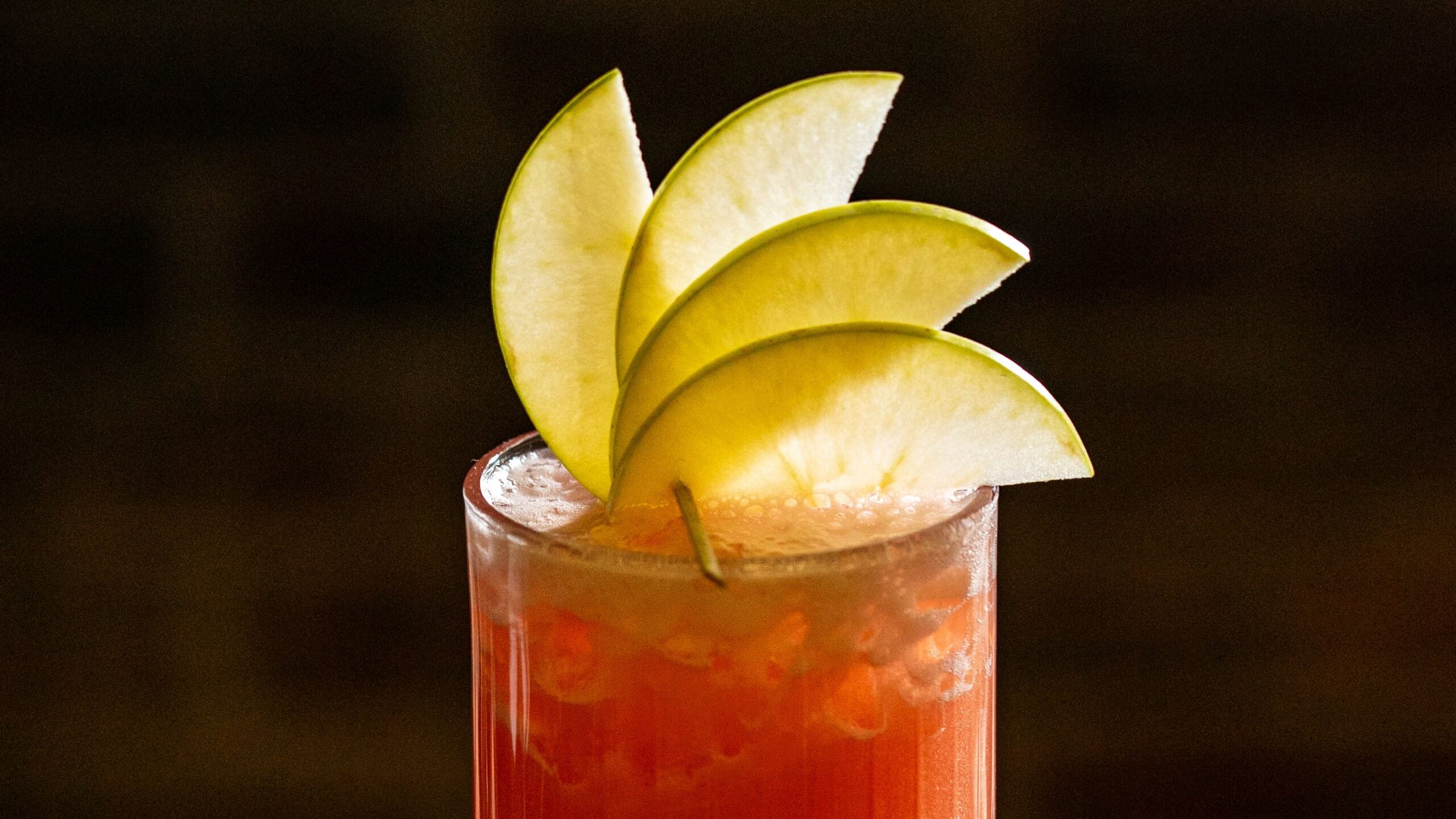 10 Simple Mocktails to Make This Summer 